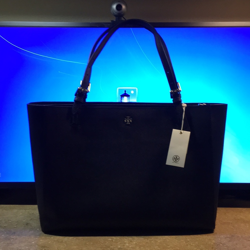Tory Burch Emerson Large Buckle Tote
